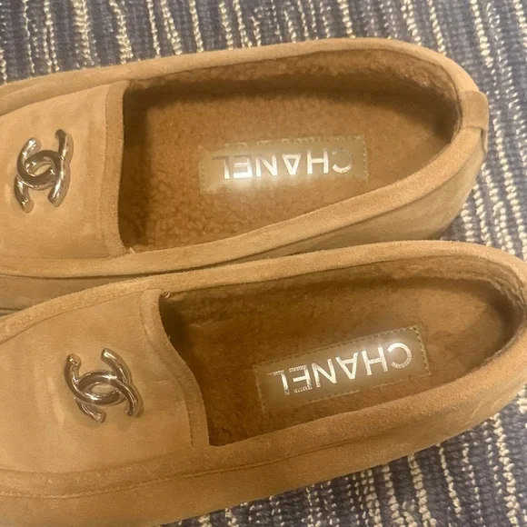 CHANEL Tan Suede CC Logo Slip-On Loafers - Picture 2 of 8